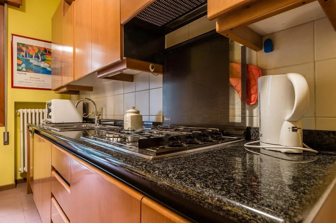 Apartment Colours And Notes Central Padova Italy