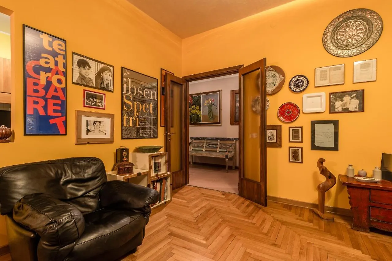 Apartment Colours And Notes Central Padova